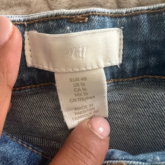 Plus Size Shorts - Picture 7 of 8